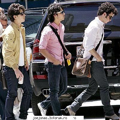 Halan Dala - Nicole - JoNaS BrOtHeRs